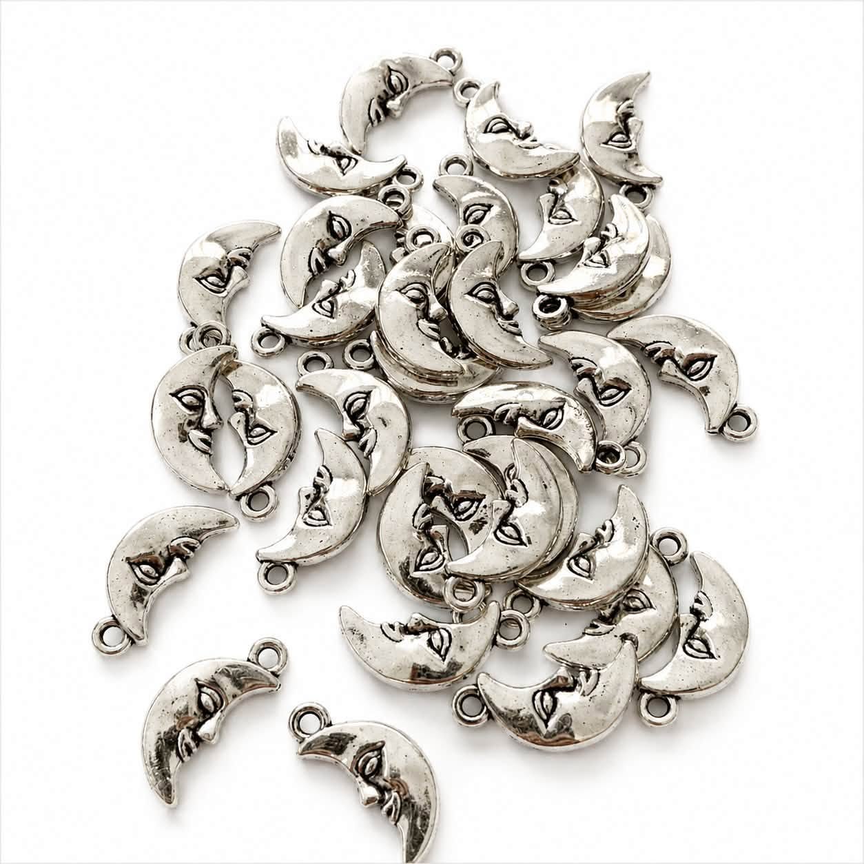 Moon Charm - Size 20mm