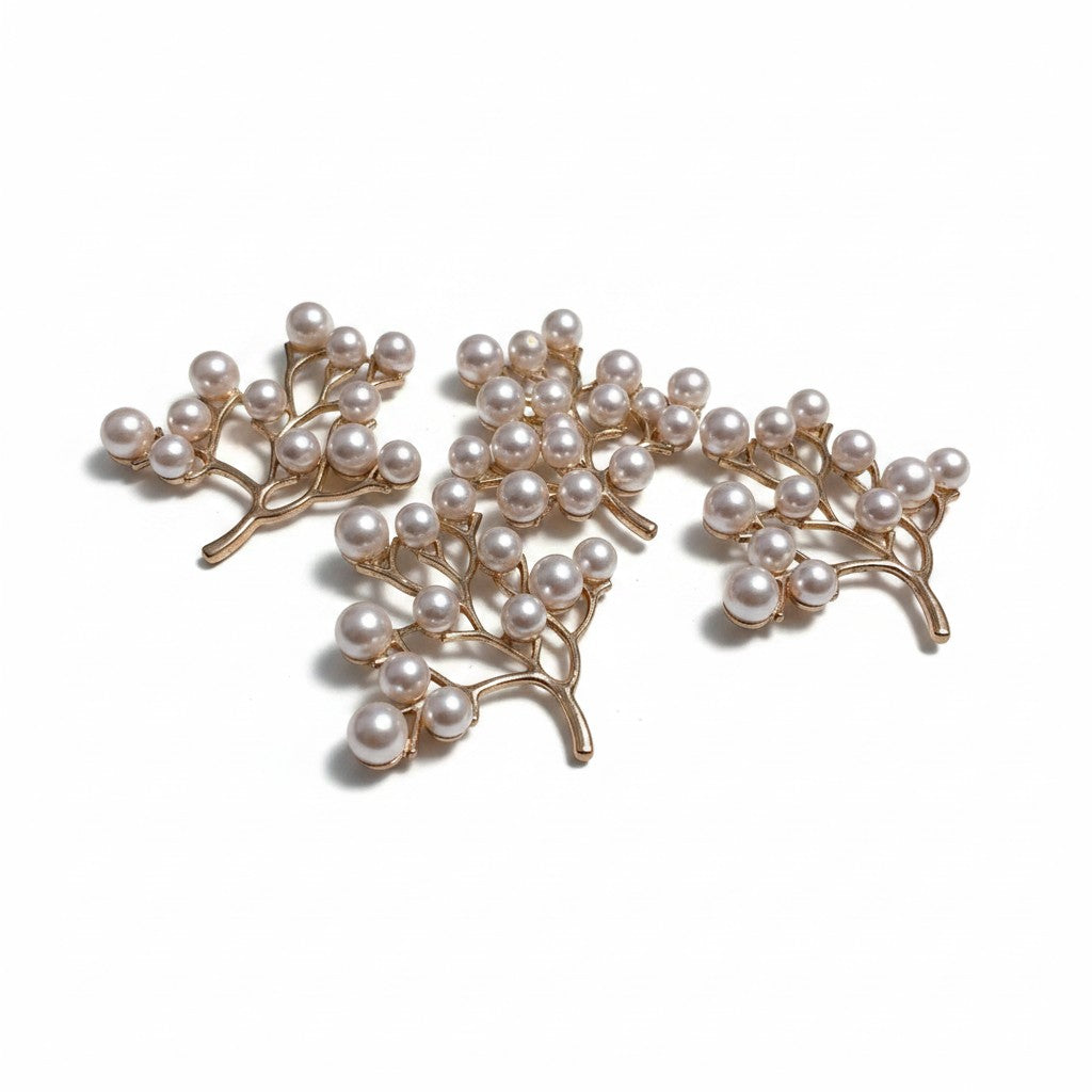 Tree Embellishment with Faux Pearl
