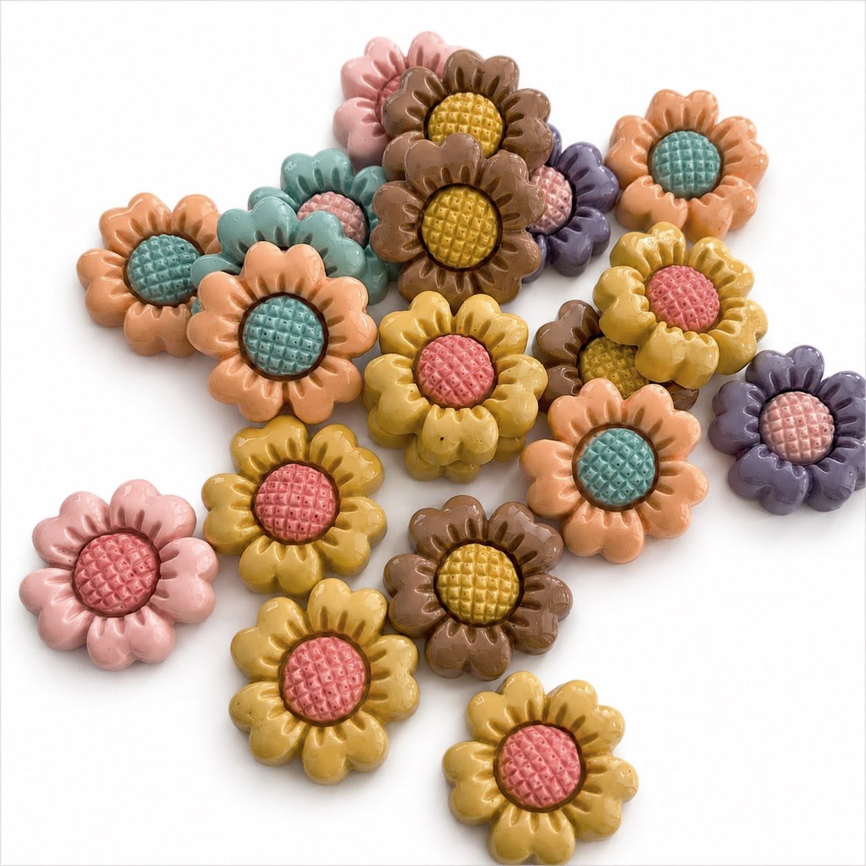 Vintage Looking Flower Embellishment - Size 23mm