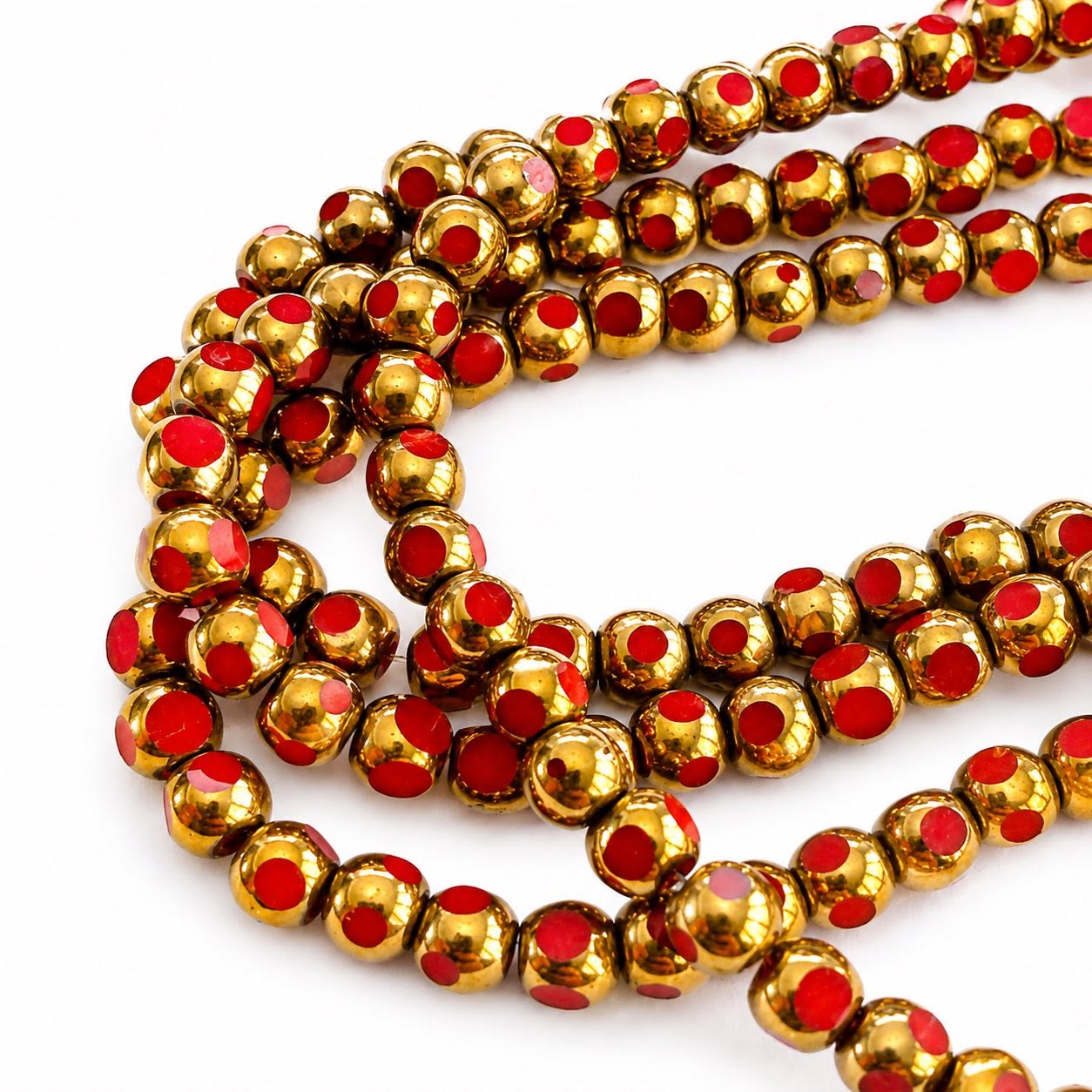 Strand of Golden Edge Red Glass Beads - Size 4mm