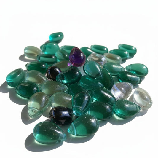 Glass Tear Drop Beads - 40 Pack